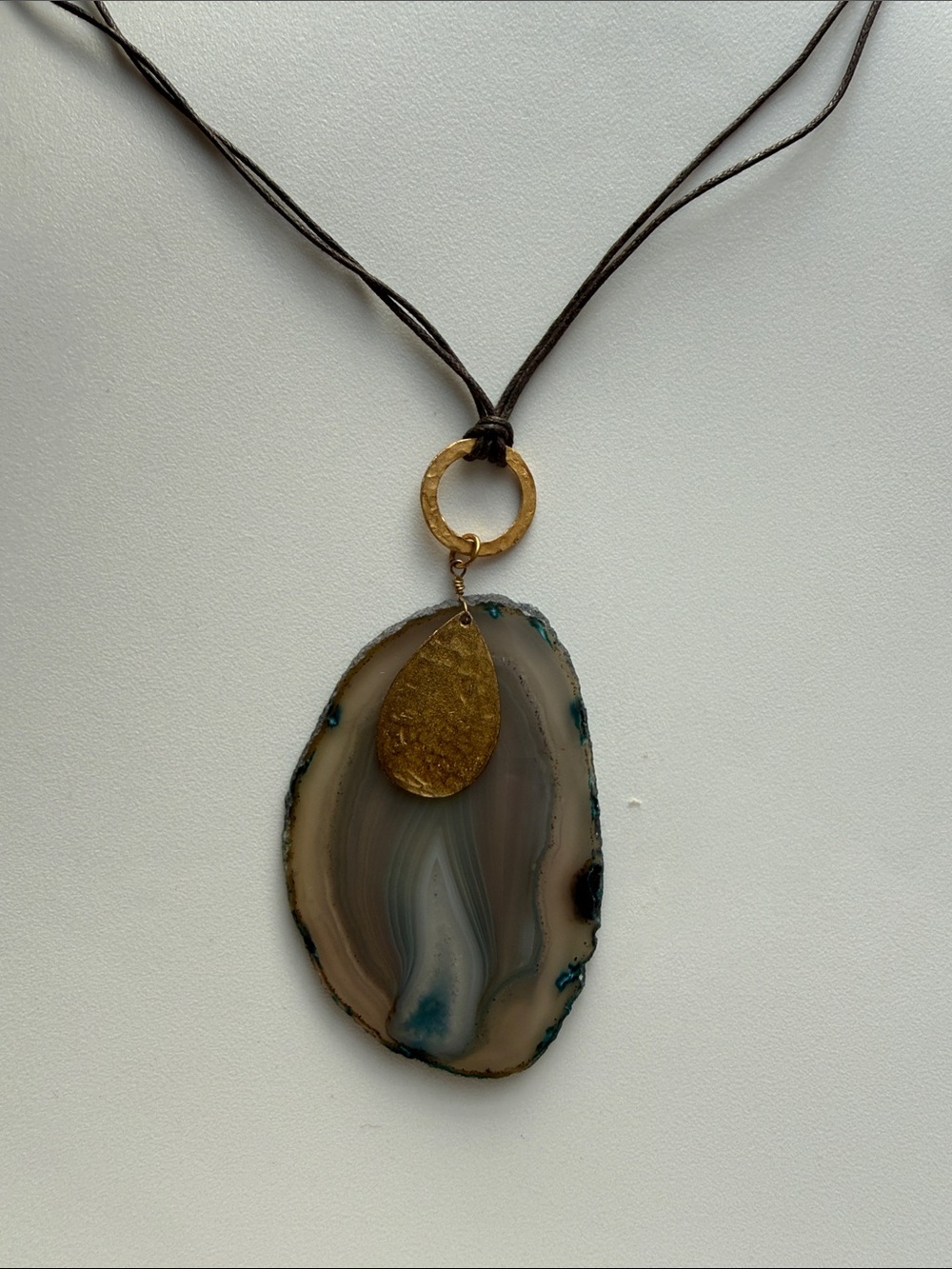 Sparkling sage Gold Accent Agate Slice Necklace in Brown and Blue